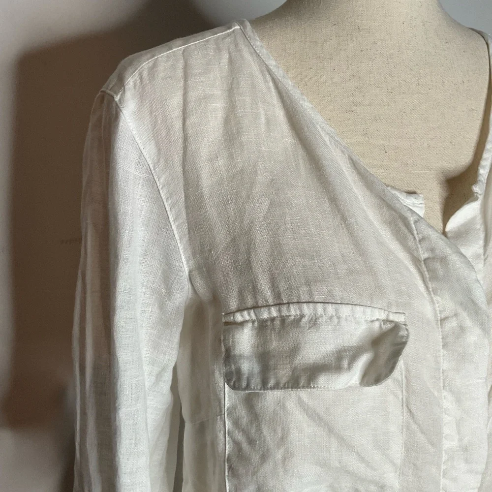 Talbots White Round Neck Linen Button Up Roll Tab Long Sleeve Shirt Size Medium